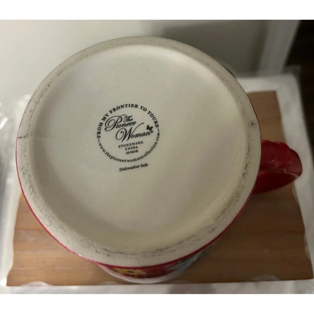 Pioneer Woman Dazzling Dahlias Stoneware 4 Cup Floral Pitcher Red Decor
